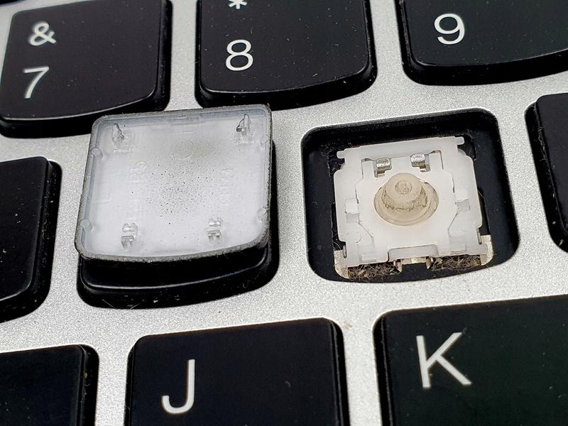 Prosty sposób na wymianę klawisza w laptopach Lenovo