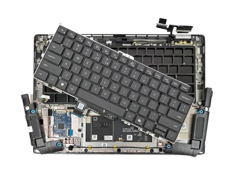 Przewodnik krok po kroku: Jak rozebrać laptopa Dell bez frustracji