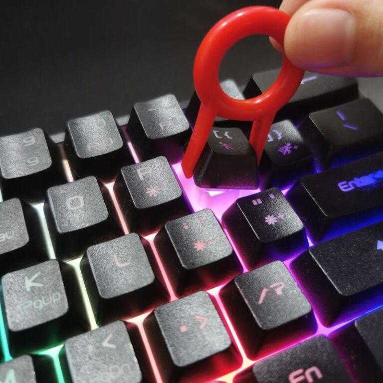 Skuteczne metody na czyszczenie klawiatury w laptopie Dell