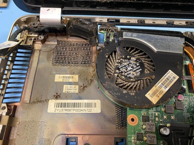 Czyszczenie wentylatora Lenovo G580