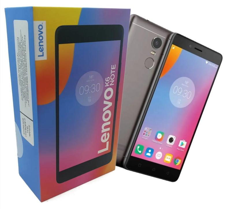 Włożenie karty pamięci krok po kroku